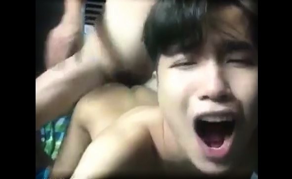 Young korean teenboy gets fucked