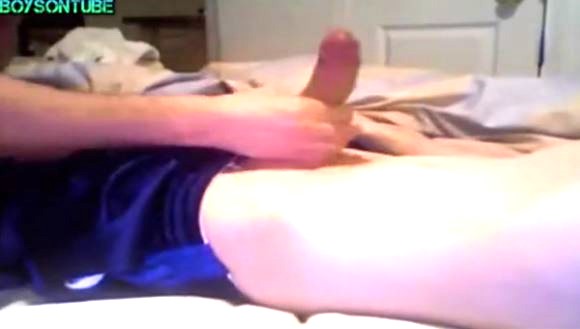 Frotting fun: big cocks, twinks & amateurs