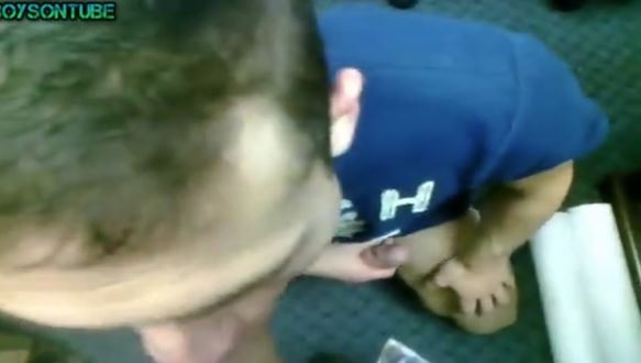 Big-cock twink amateur gets a nice facial